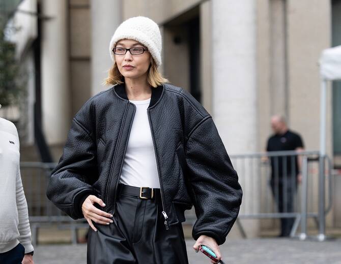 Gigi Hadid confirms relationship with first photo on social media 