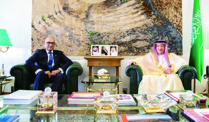 Waleed Elkhereiji (R) holds talks with Ahmed Farooq in Riyadh. (Supplied)