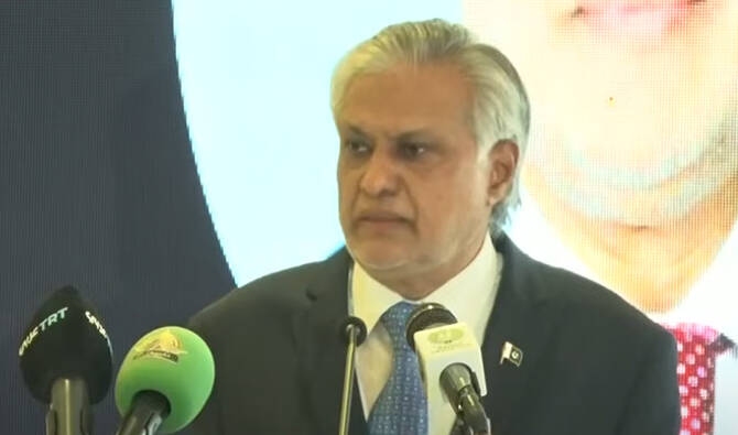 Pakistan calls on international partners to restrain ‘spoilers’ as Moody’s concerned over India standoff