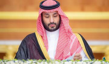 Saudi cabinet reviews Hajj preparations, regional developments