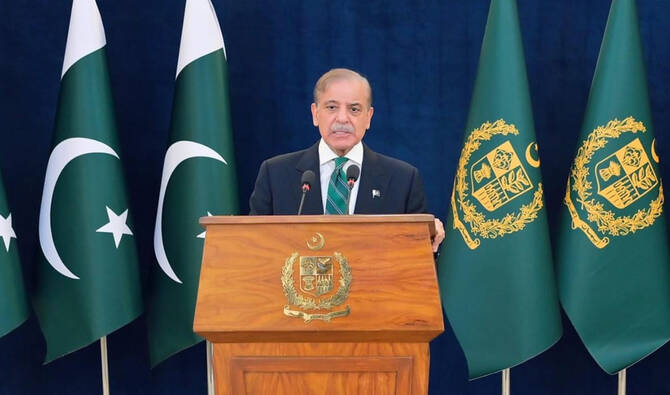 PM Sharif says Pakistan witnessed world’s biggest drop in gender digital gap in 2024-25