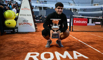 Alcaraz beats Sinner again to win the Italian Open and solidify his status as French Open favorite