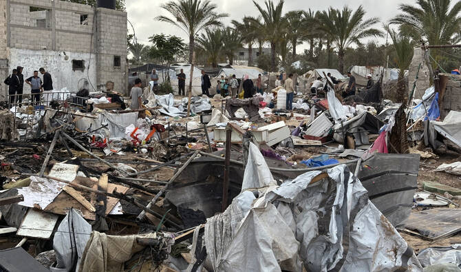Palestinian hospital chief calls for pressure on Israel